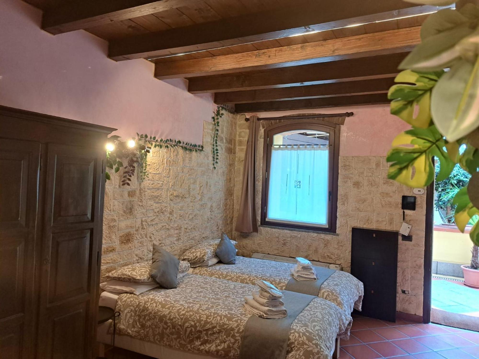 Monolocale Elvira Abbadesse Guest House Milan Exterior photo